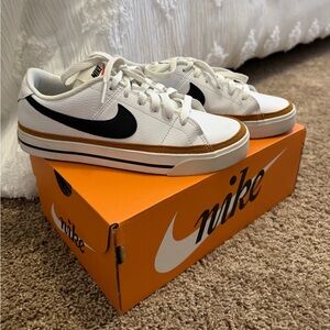 Nike Womens Blazer Low Platform